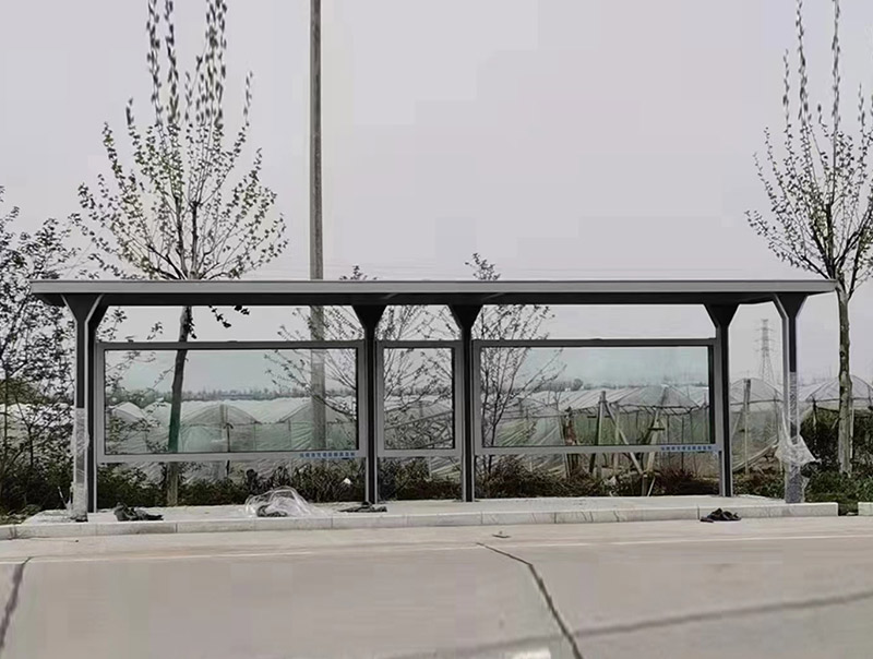 不锈钢候车亭：公交站台的可持续选择